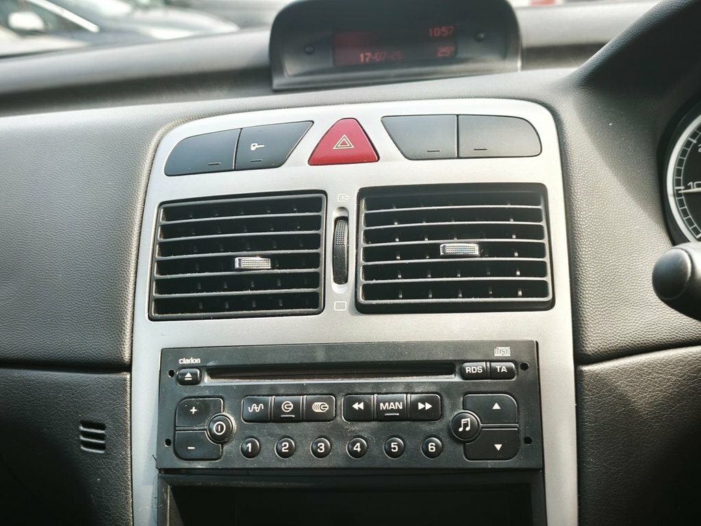 Peugeot 307 Hatchback Silver #15