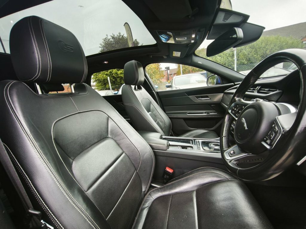Jaguar XF Black #9