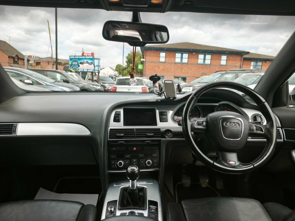 Audi A6 Avant 2L Le Mans Black #6