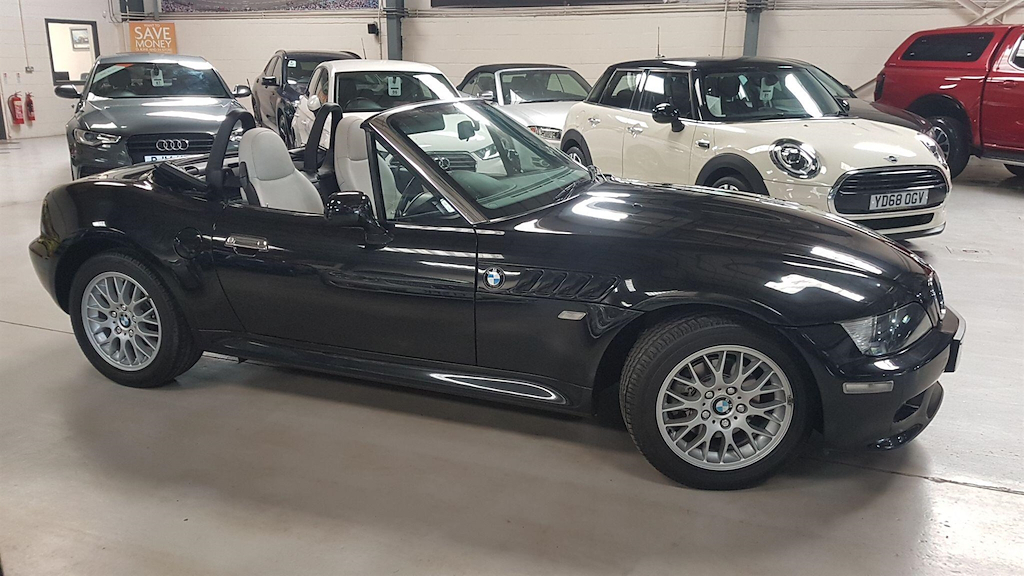 BMW Z3 2.2I Roadster Black #2