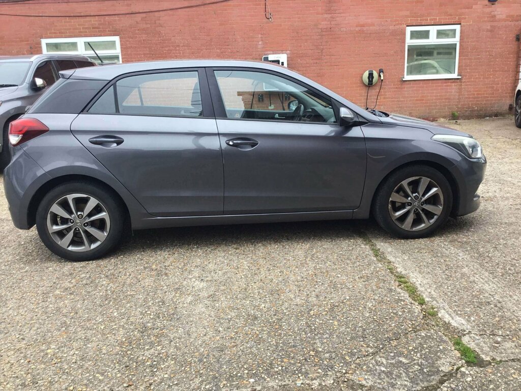 Hyundai I20 1.2 Premium Se Euro 6 Black #7