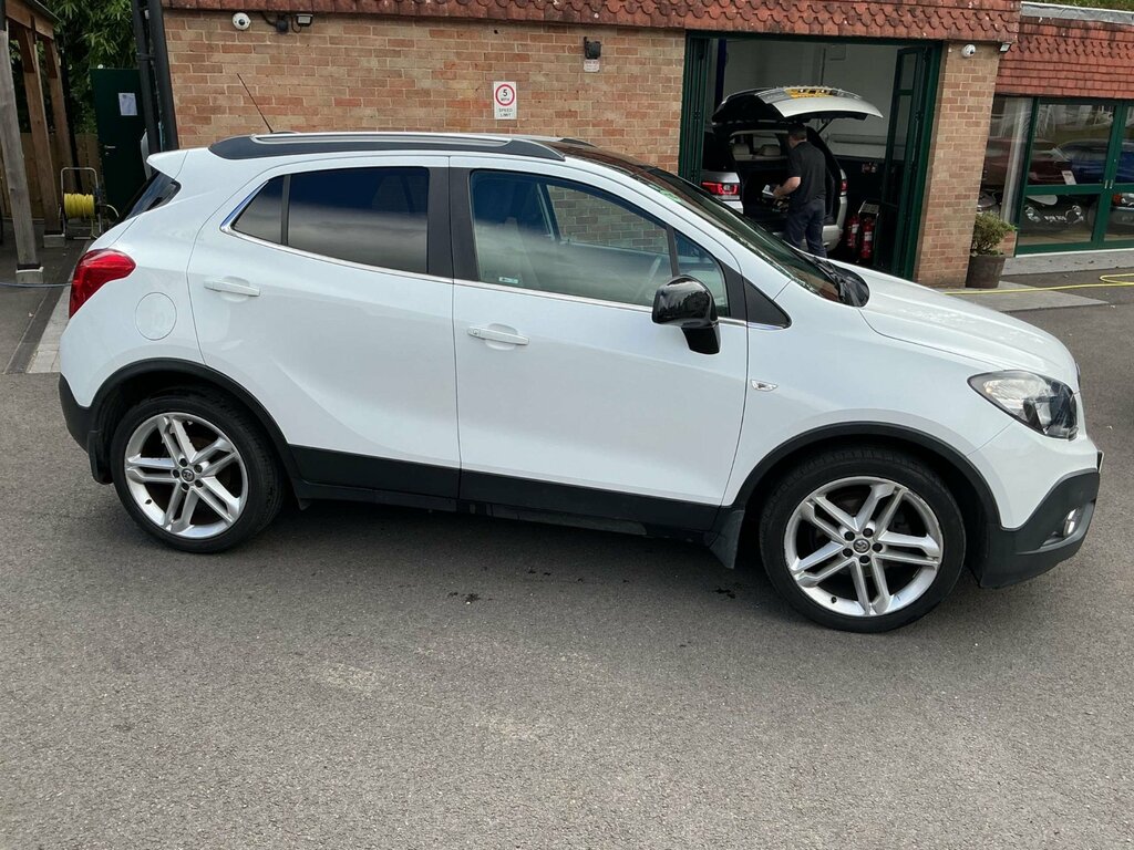 Vauxhall Mokka 1.6 Cdti Limited Edition Suv 2Wd White #2