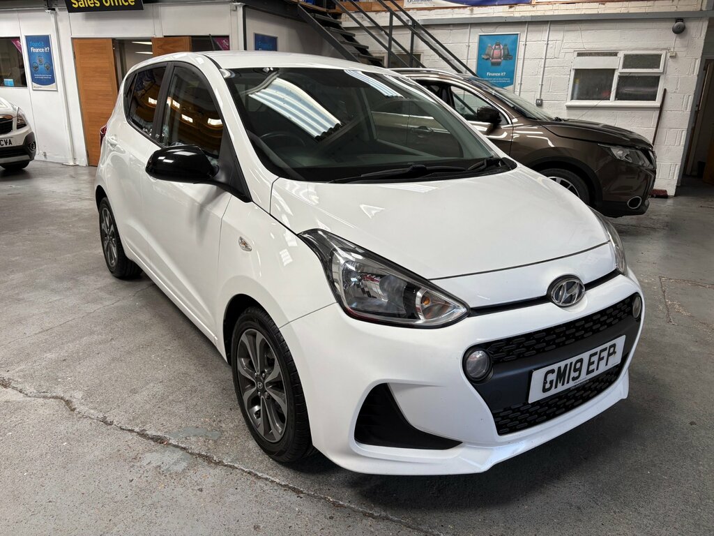 Hyundai I10 1.0 Play Hatchback Euro 6 67 Ps White #6