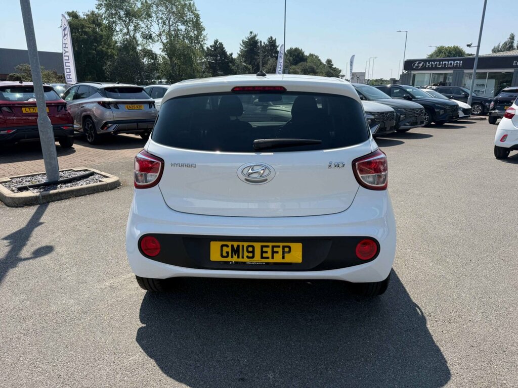 Hyundai I10 1.0 Play Hatchback Euro 6 67 Ps GM19EFP White #3