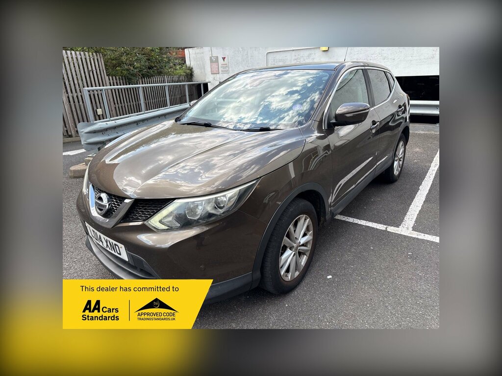 Nissan Qashqai 1.2 Dig-t Acenta Premium Suv 2Wd Beige