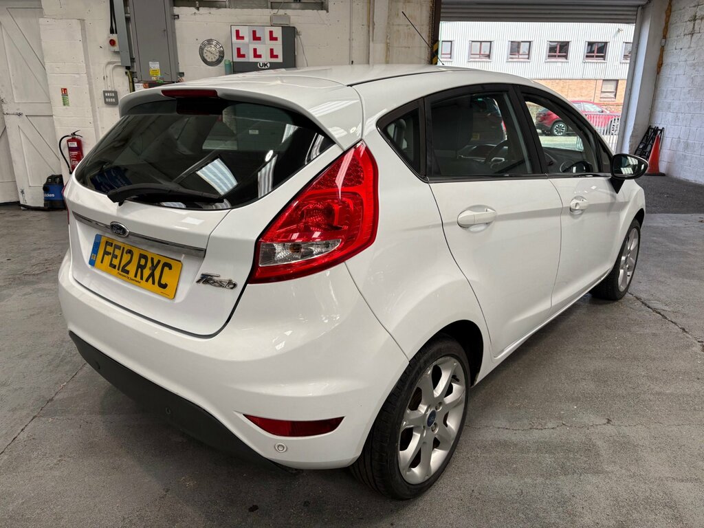 Ford Fiesta Hatchback FE12RXC White #5