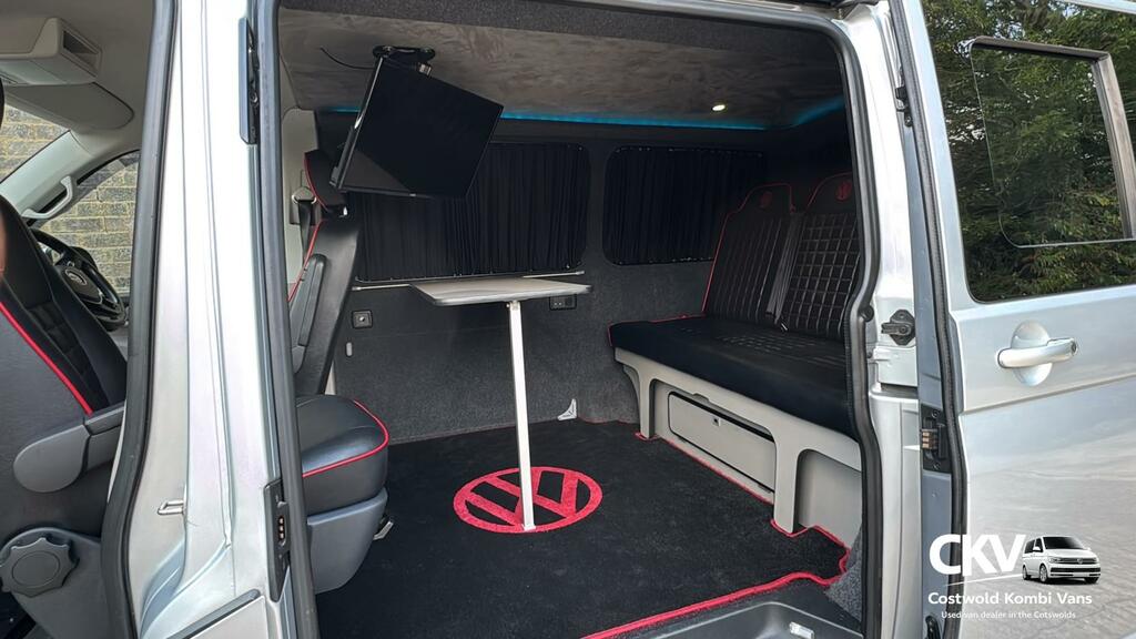 Volkswagen Transporter 2016 2.0 Tdi Bluemotion Tech Se Minibus Double Cab Black #8