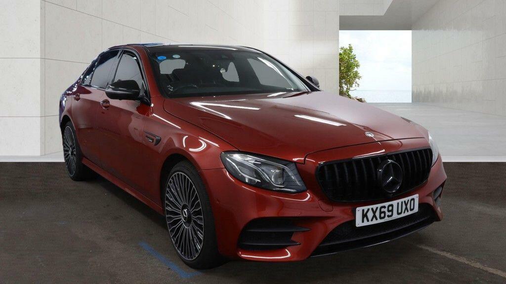 Mercedes-Benz E Class Amg Line Night Edition Red