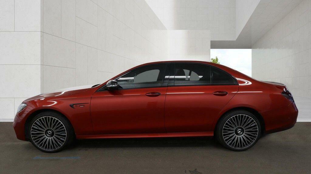 Mercedes-Benz E Class Amg Line Night Edition Red #5