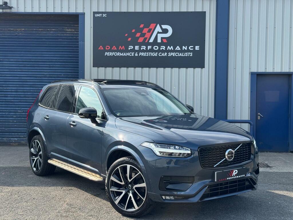 Volvo XC90 Plus Blue