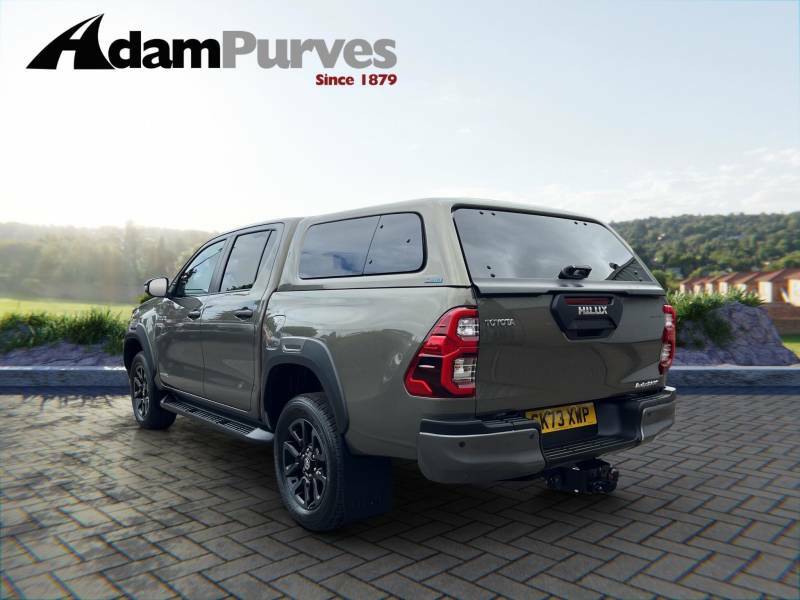 Toyota HILUX Invincible X Dcab Pick Up 2.8 D-4d Brown #6