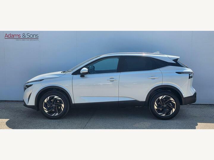 Nissan Qashqai 1.3 Dig-t Mhev N-connecta Euro 6 Ss White #3