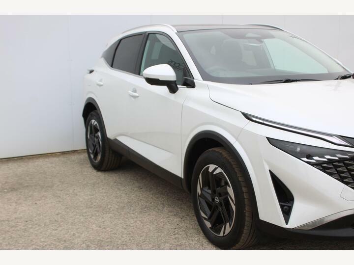 Nissan Qashqai 1.3 Dig-t Mhev N-connecta Euro 6 Ss White #2