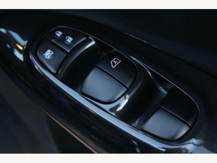 Nissan Juke Juke Tekna Dci Black #36