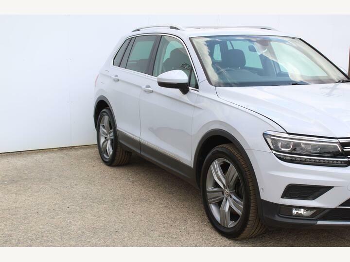 Volkswagen Tiguan 2.0 Tsi Sel Dsg 4Motion Euro 6 Ss DK18XZR White #2
