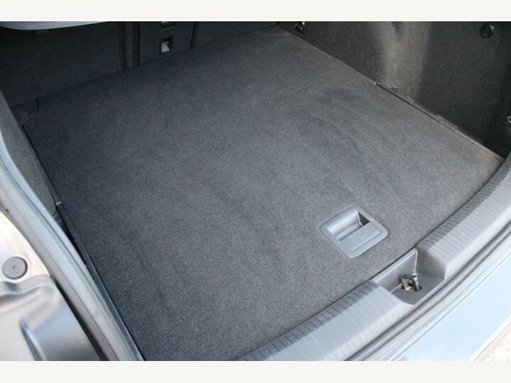 Volkswagen Golf 1.5 Tsi 150 Style White #28
