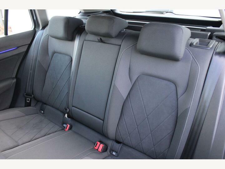 Volkswagen Golf 1.5 Tsi 150 Style White #23