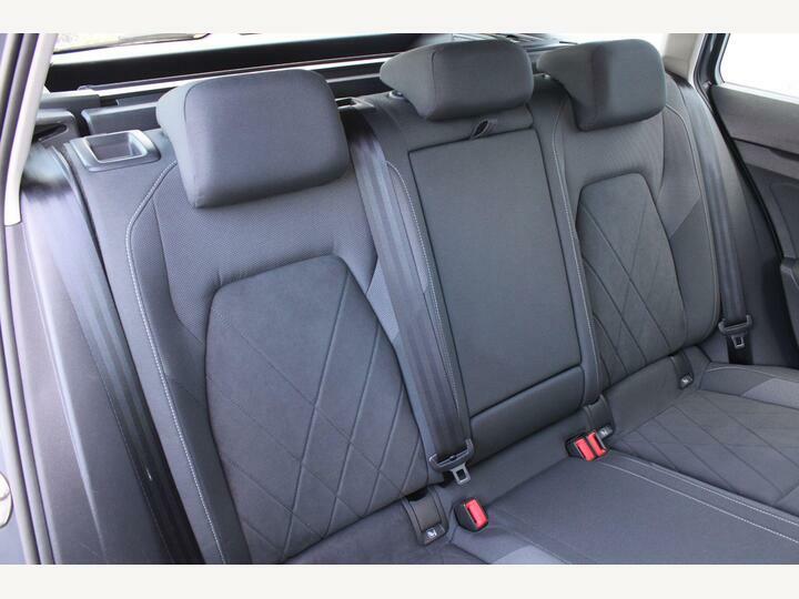 Volkswagen Golf 1.5 Tsi 150 Style White #22