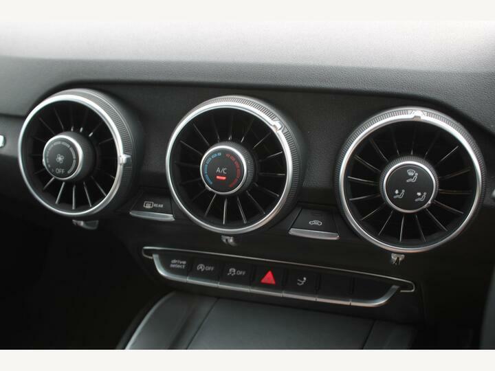 Audi TT 2.0 Tfsi Black Edition Roadster S Tronic Quattro E Blue #52