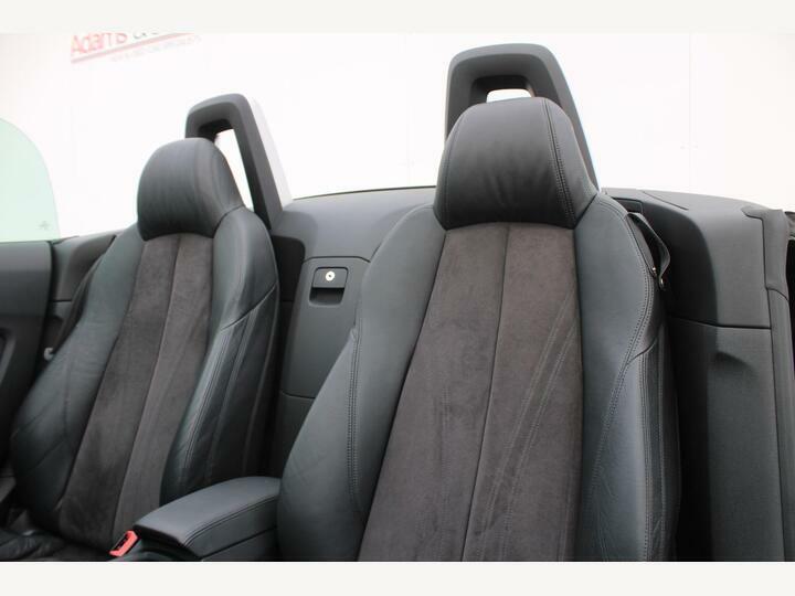 Audi TT 2.0 Tfsi Black Edition Roadster S Tronic Quattro E Blue #26