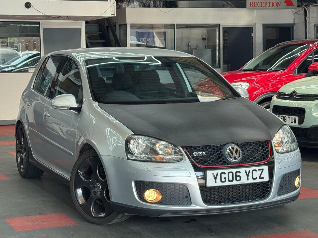 Volkswagen Golf Hatchback 2.0 Red #1
