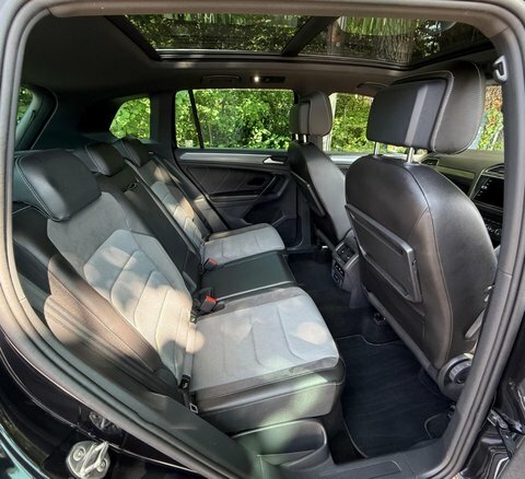 Volkswagen Tiguan R-line Tech Tsi GJ20ZFP Black #5