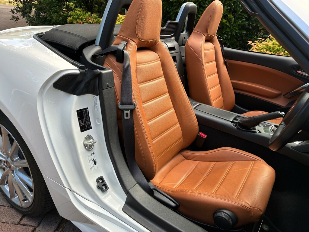 Fiat 124 Spider Fiat 124 Spider 1.4 Multiair 140 Lasso Plus Grey #9