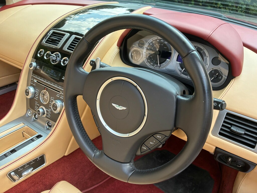 Aston Martin DB9 6.0 V12 T-tronicii Euro 5 Silver #9