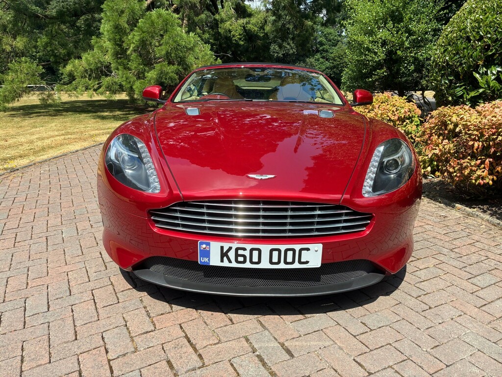 Aston Martin DB9 6.0 V12 T-tronicii Euro 5 Silver #23