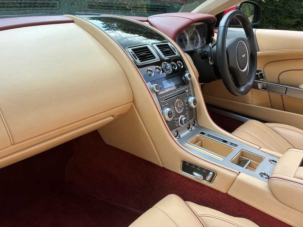 Aston Martin DB9 6.0 V12 T-tronicii Euro 5 Silver #10