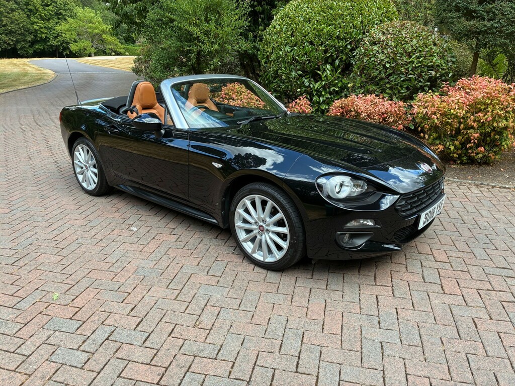 Fiat 124 Spider 1.4 Multiair Turbo 140Hp Lusso Black