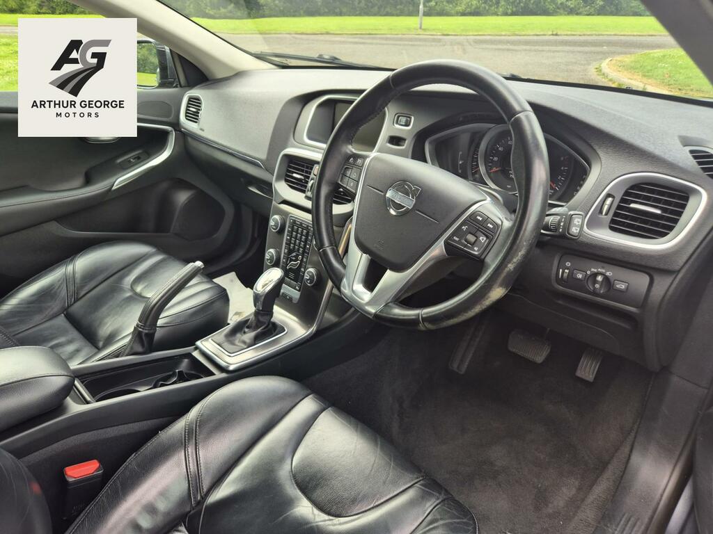 Volvo V40 Se Lux Nav Grey #3