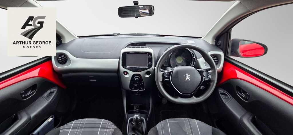 Peugeot 108 Active Red #2