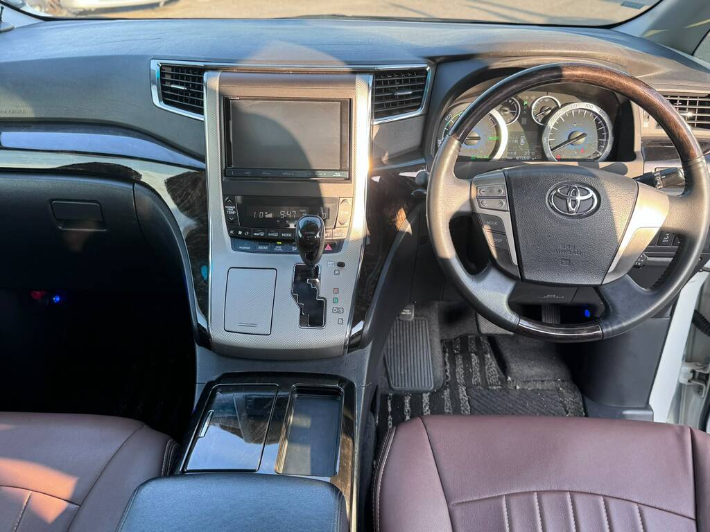Toyota Vellfire 2.4 Hybrid Vvti 7 Seat - Aeras X White #12