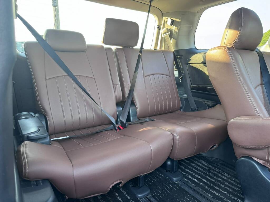 Toyota Vellfire 2.4 Hybrid Vvti 7 Seat - Aeras X White #15