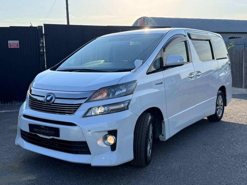 Toyota Vellfire Mpv White #3