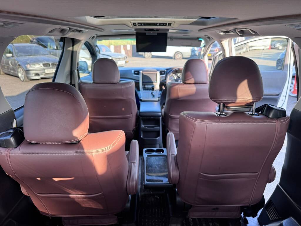 Toyota Vellfire 2.4 Hybrid Vvti 7 Seat - Aeras X White #17