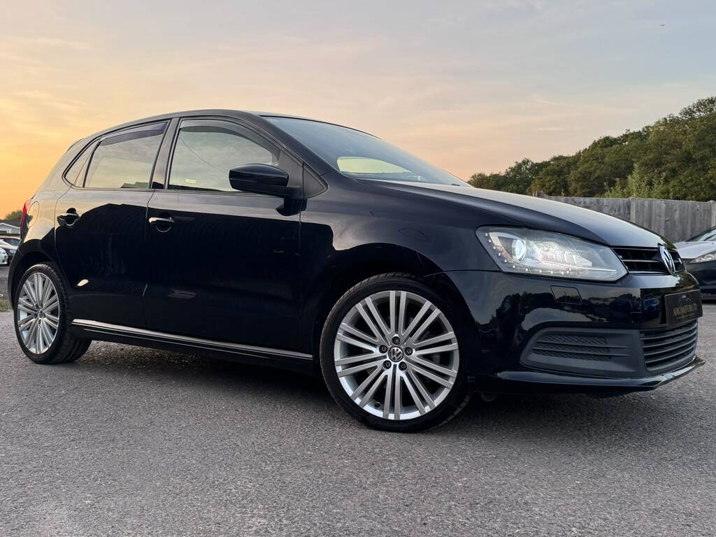 Volkswagen Polo Hatchback Black #5