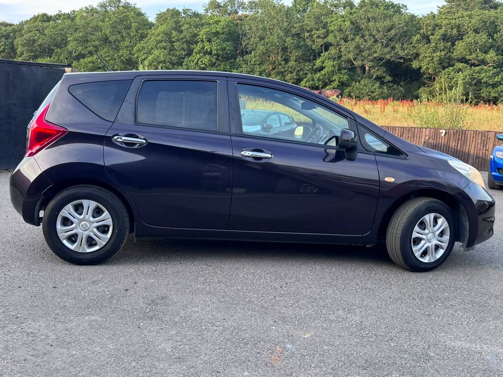 Nissan Note Hatchback Black #5