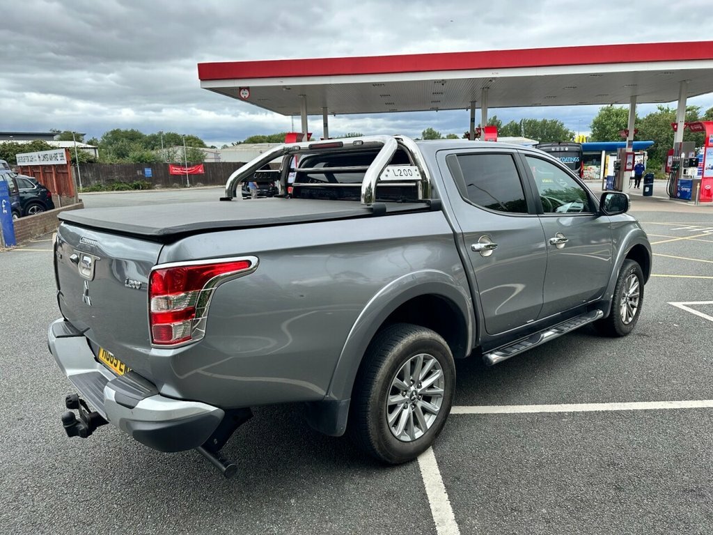 Mitsubishi L200 2.4L Dc Barbarian Grey #5
