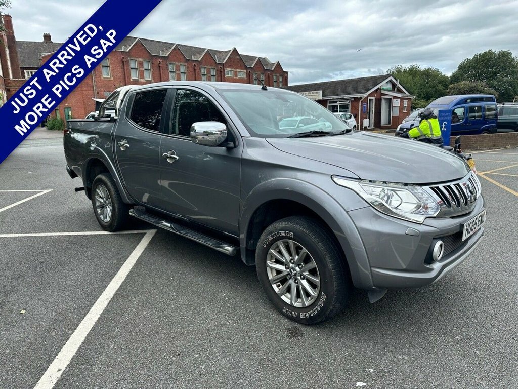 Mitsubishi L200 2.4L Dc Barbarian Grey #3