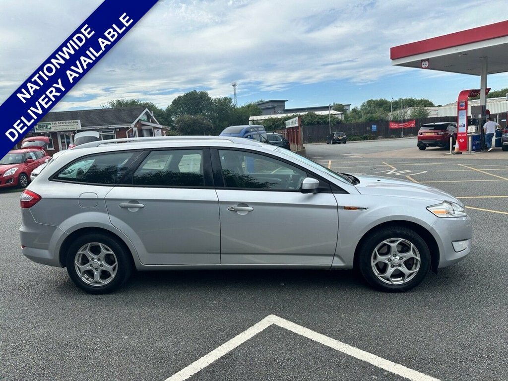 Ford Mondeo 2L Zetec Silver #4