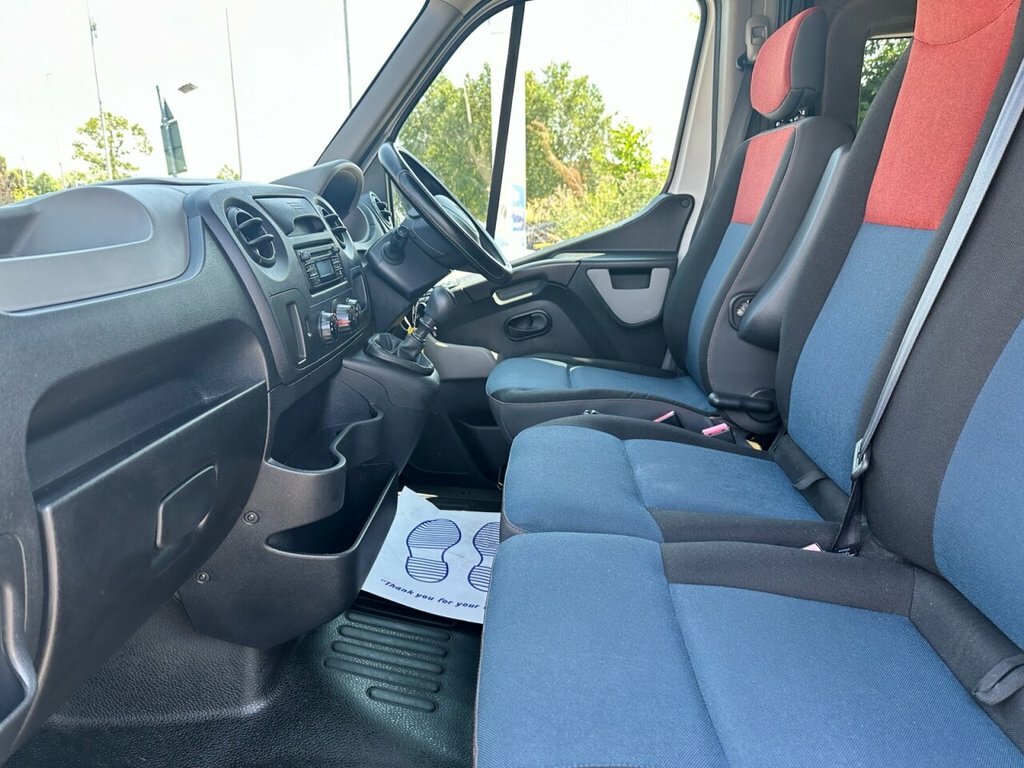 Renault Master Diesel White #14