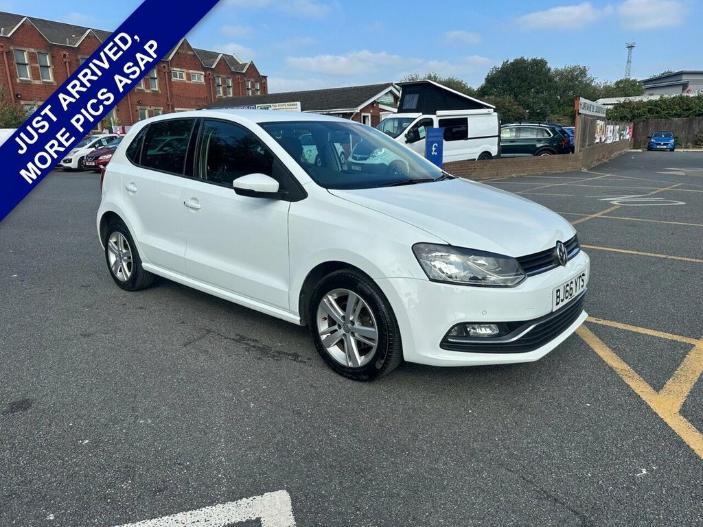 Volkswagen Polo 1L Match White