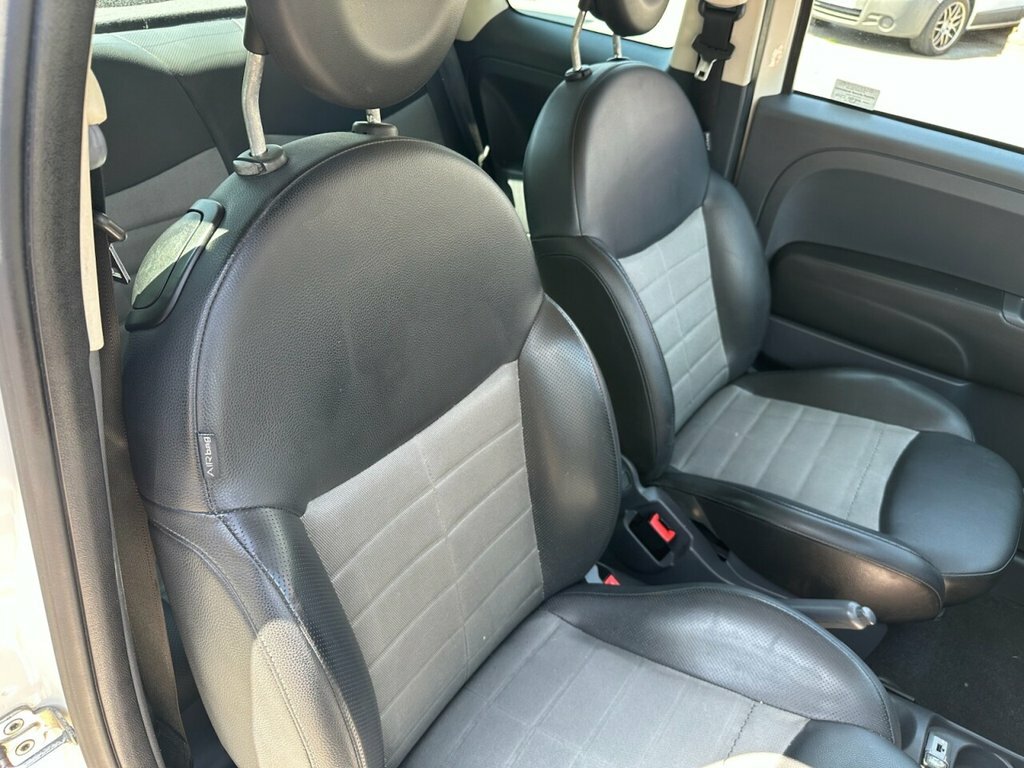 Fiat 500 Hatchback #16