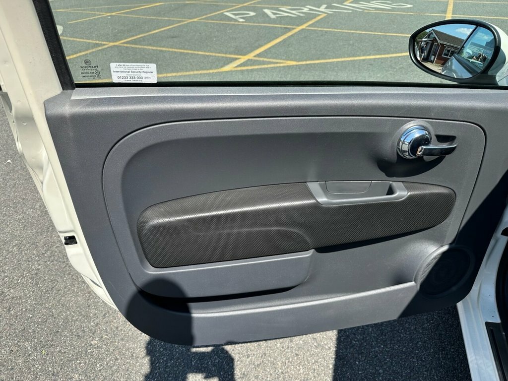 Fiat 500 Hatchback #9