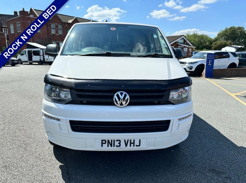 Volkswagen Transporter Panel Van White #2