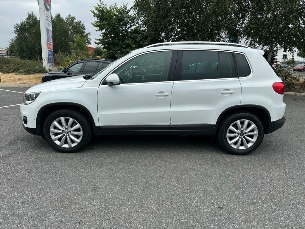 Volkswagen Tiguan 2L Match White #6