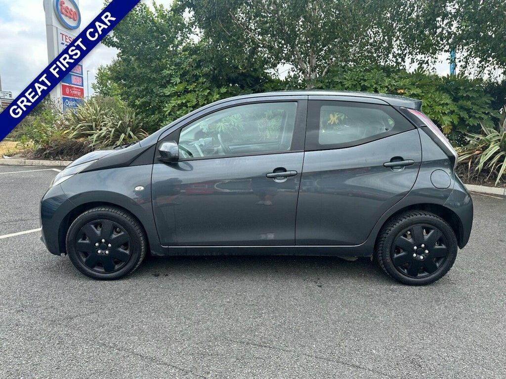 Toyota Aygo Hatchback Grey #4