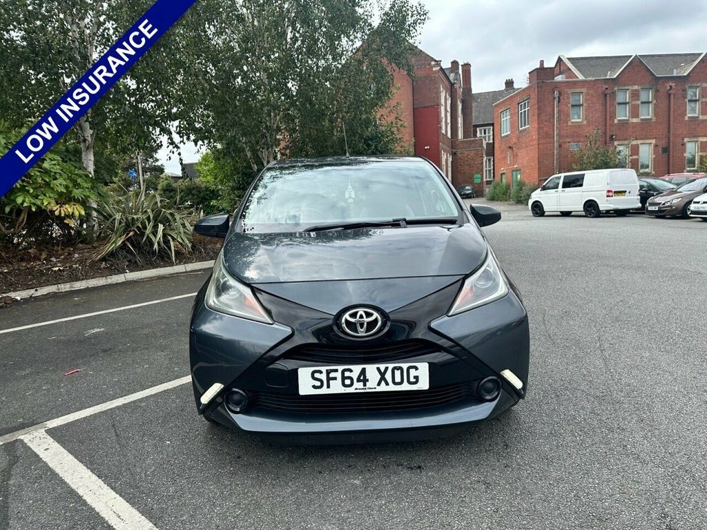 Toyota Aygo Hatchback Grey #2